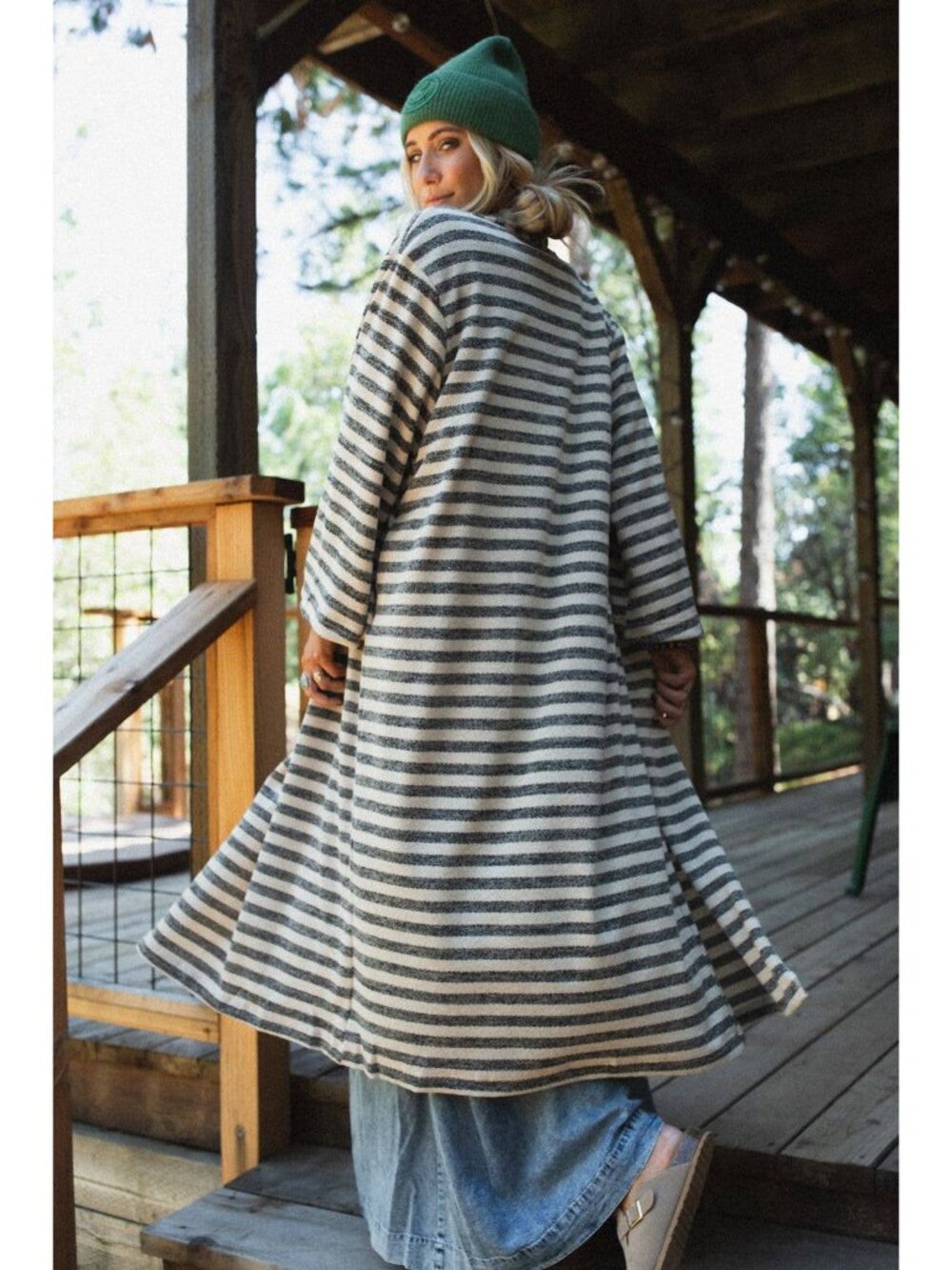 NWT The Nest-Three Bird Nest Endless Love Striped Cardigan